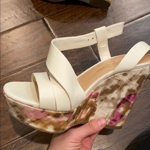 Jessica Simpson wedges